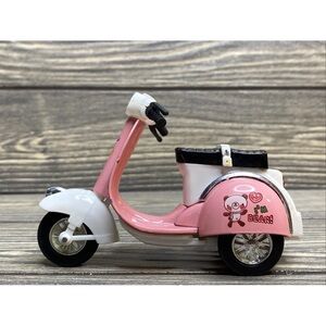 Vintage Pull Back Pink White Scooter Tricycle Panda BearLogo Metal Plastic 3"